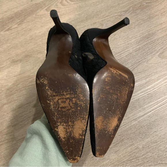 Stuart Weitzman Black Guipure Lace Shoes Size 9.5 - Picture 6 of 9